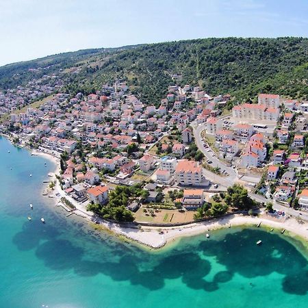 Apartments By The Sea Mastrinka, Ciovo - 4836 تروغير المظهر الخارجي الصورة