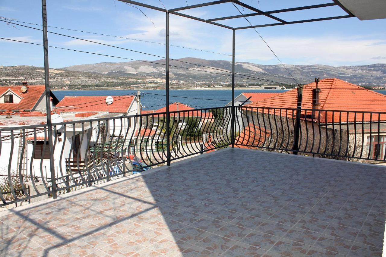 Apartments By The Sea Mastrinka, Ciovo - 4836 تروغير المظهر الخارجي الصورة