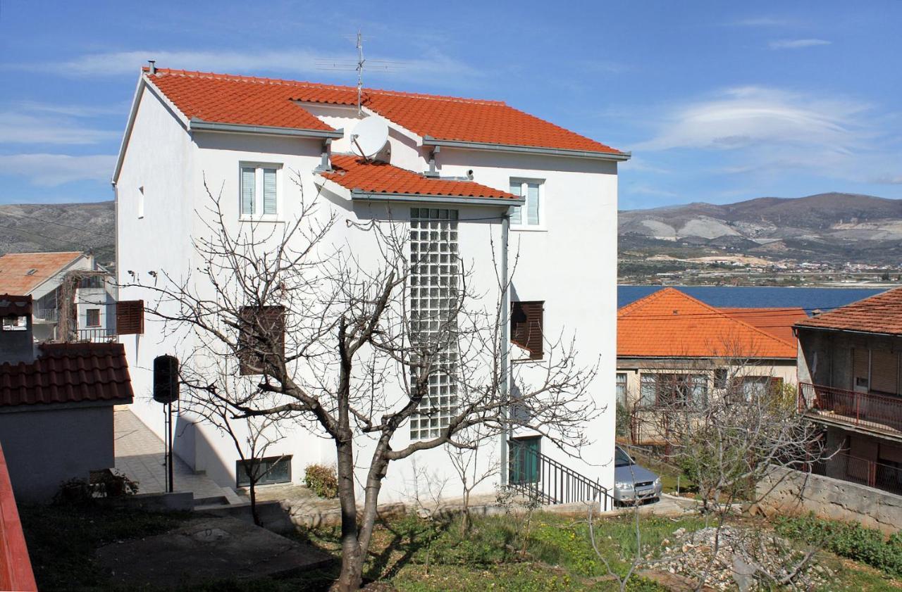 Apartments By The Sea Mastrinka, Ciovo - 4836 تروغير المظهر الخارجي الصورة