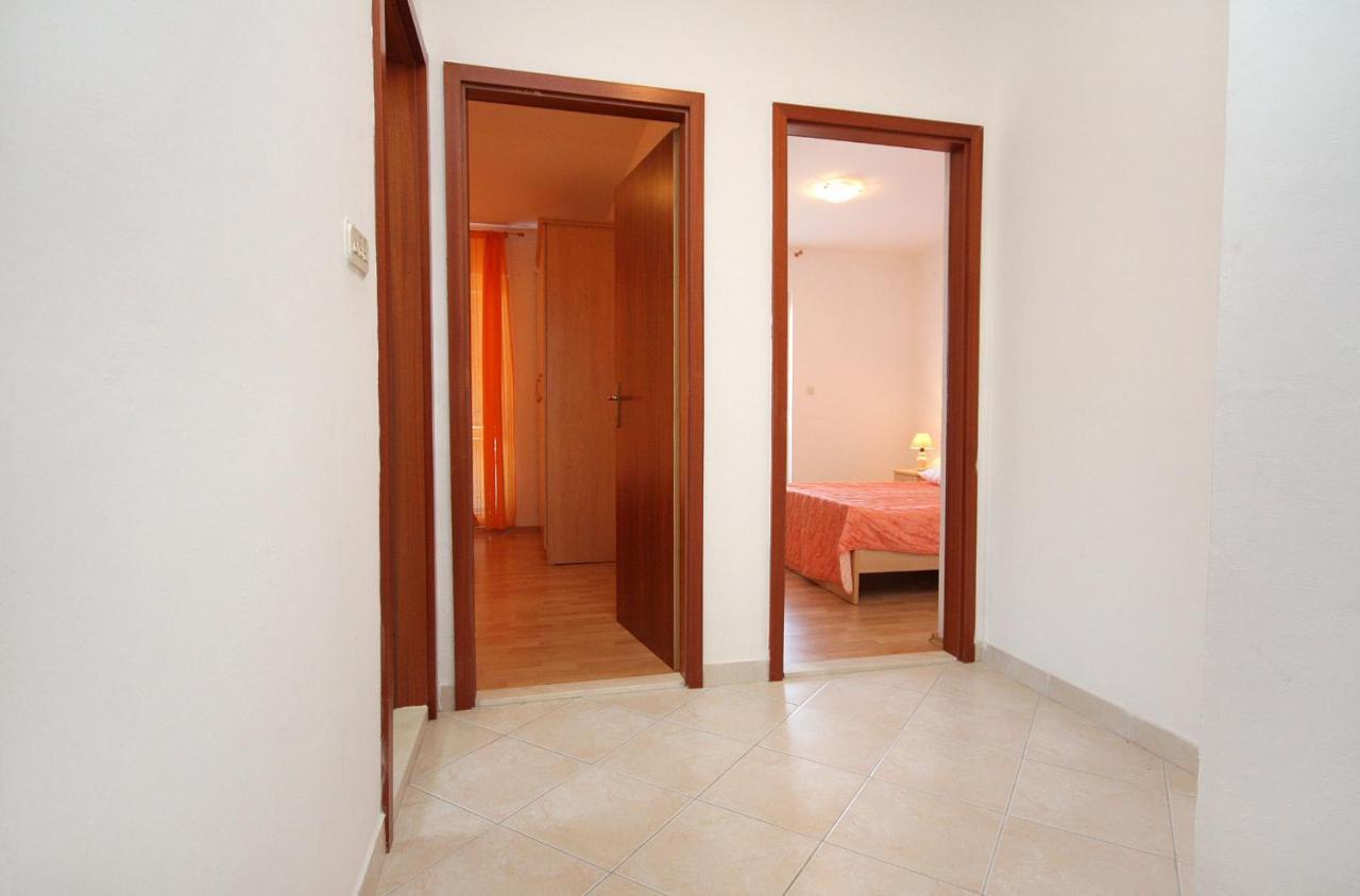 Apartments By The Sea Mastrinka, Ciovo - 4836 تروغير المظهر الخارجي الصورة