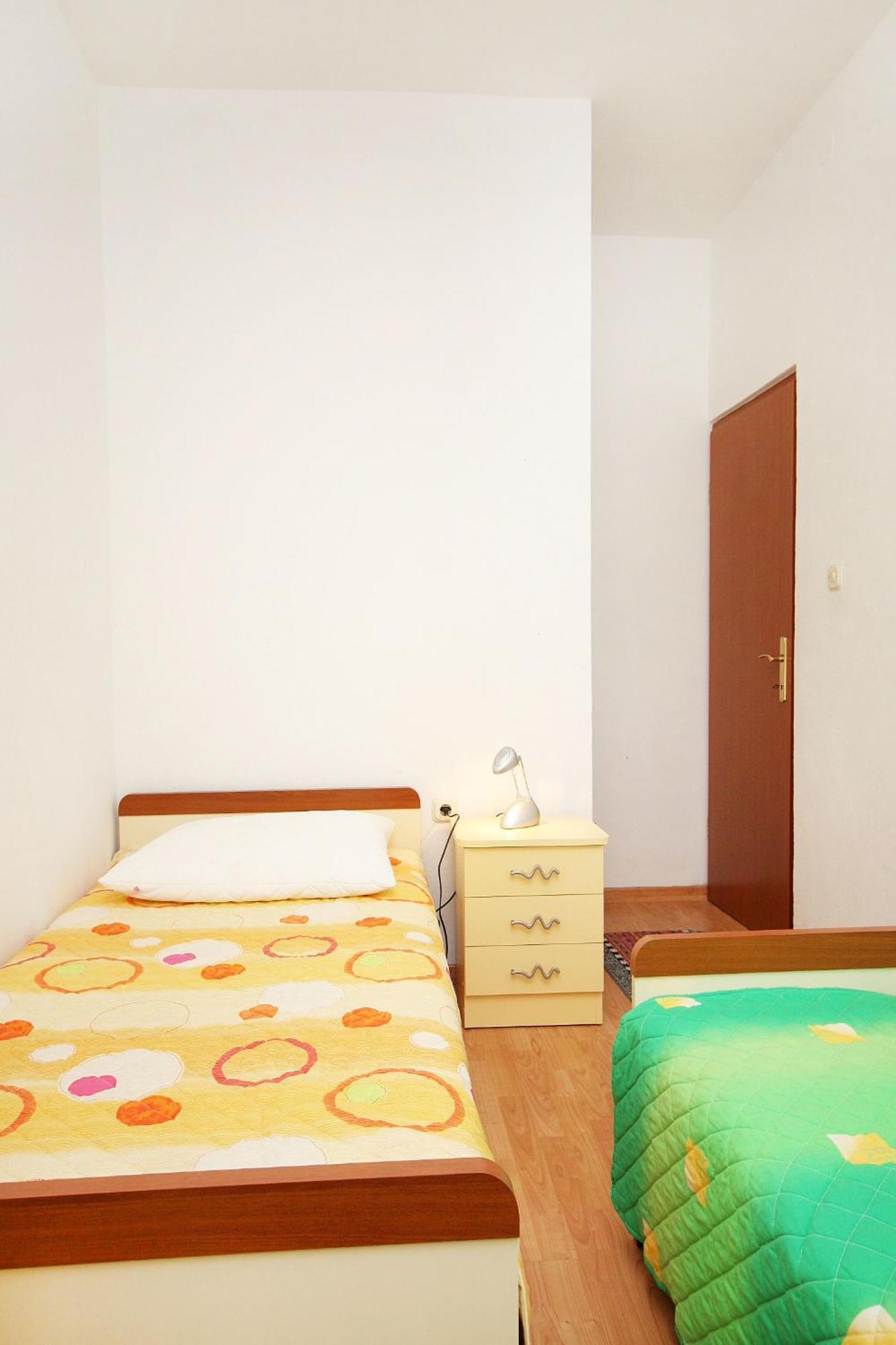 Apartments By The Sea Mastrinka, Ciovo - 4836 تروغير الغرفة الصورة
